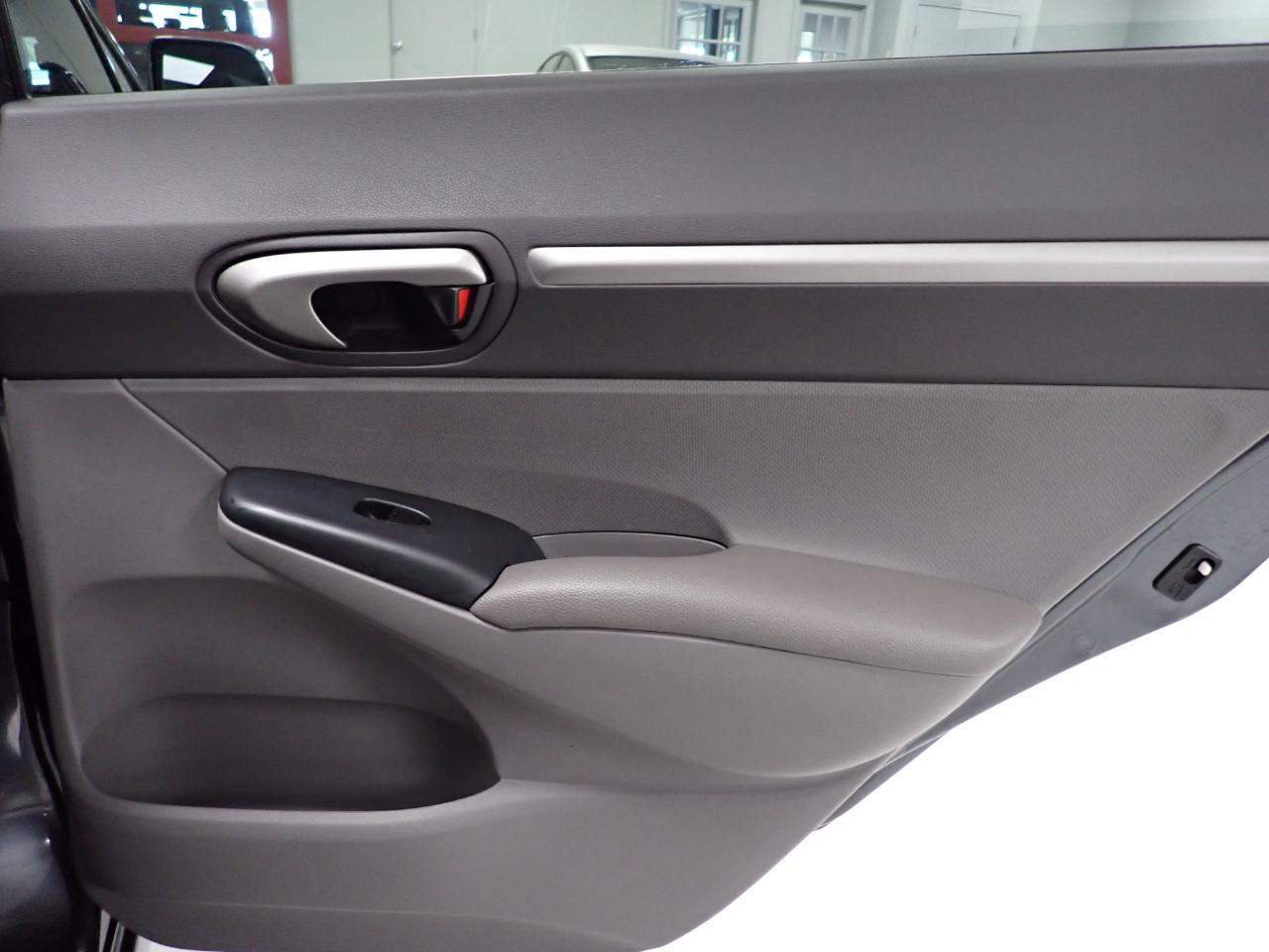 Honda Civic EX Sedan 5-Speed AT 2009