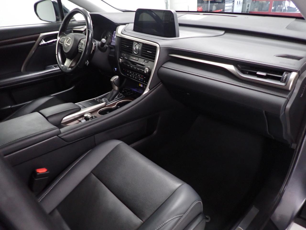 Lexus RX 450h  2021