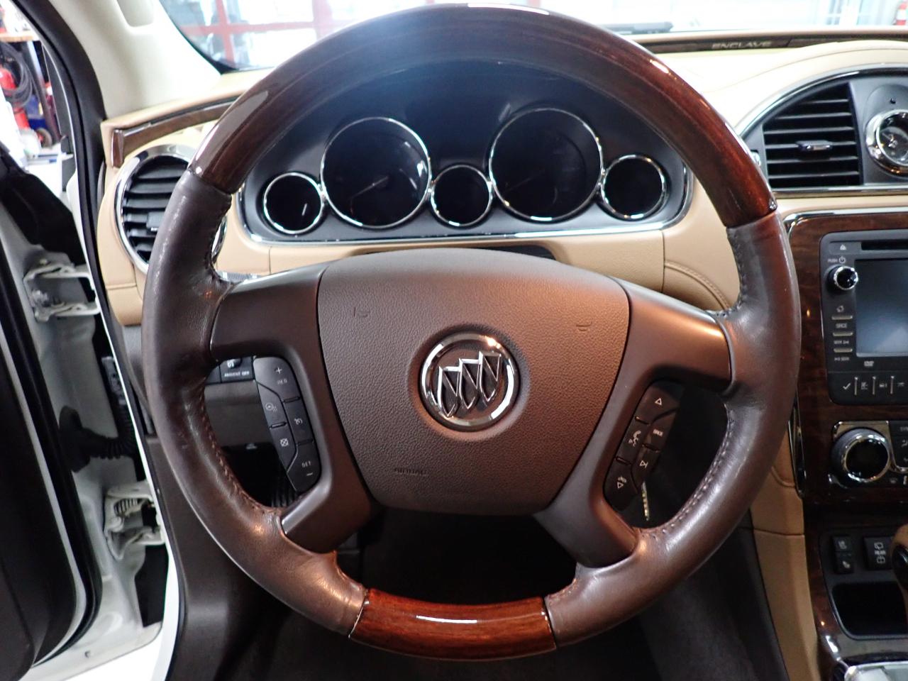 Buick Enclave Premium AWD 2015