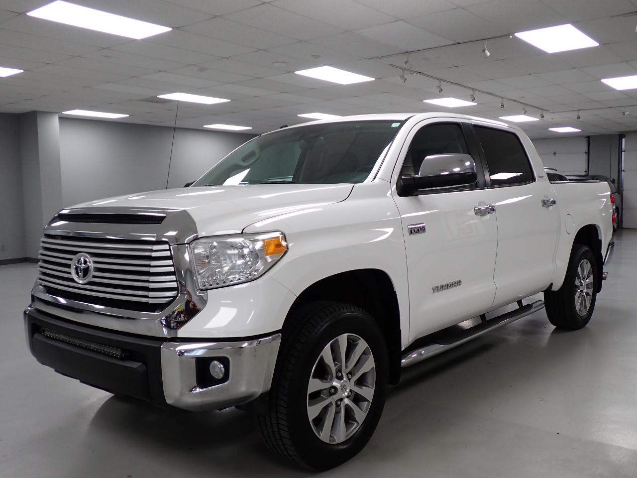 Toyota Tundra Limited 5.7L FFV CrewMax 4WD 2017