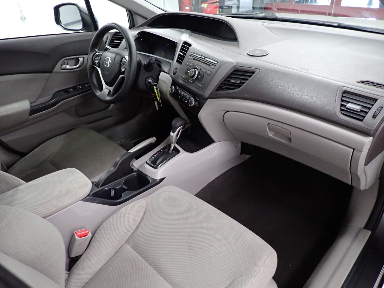 Honda Civic LX sedan 2012