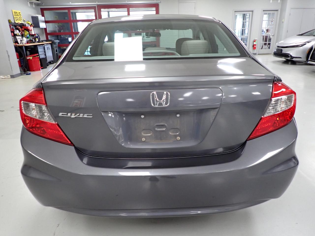 Honda Civic LX sedan 2012