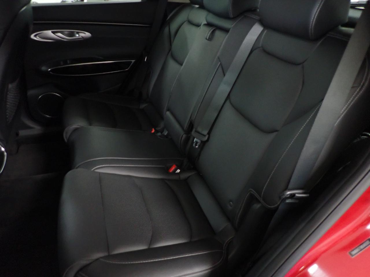 Genesis GV70 2.5T AWD 2025
