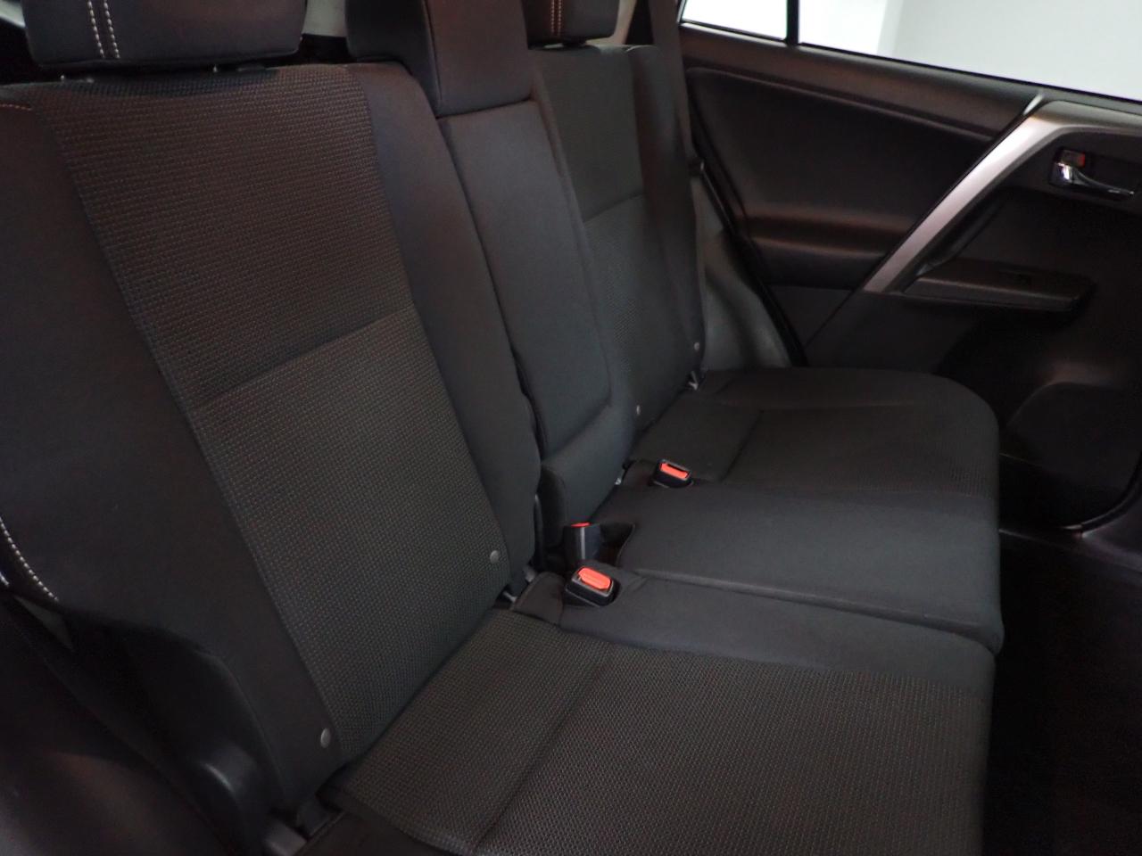 Toyota RAV4 XLE AWD 2018