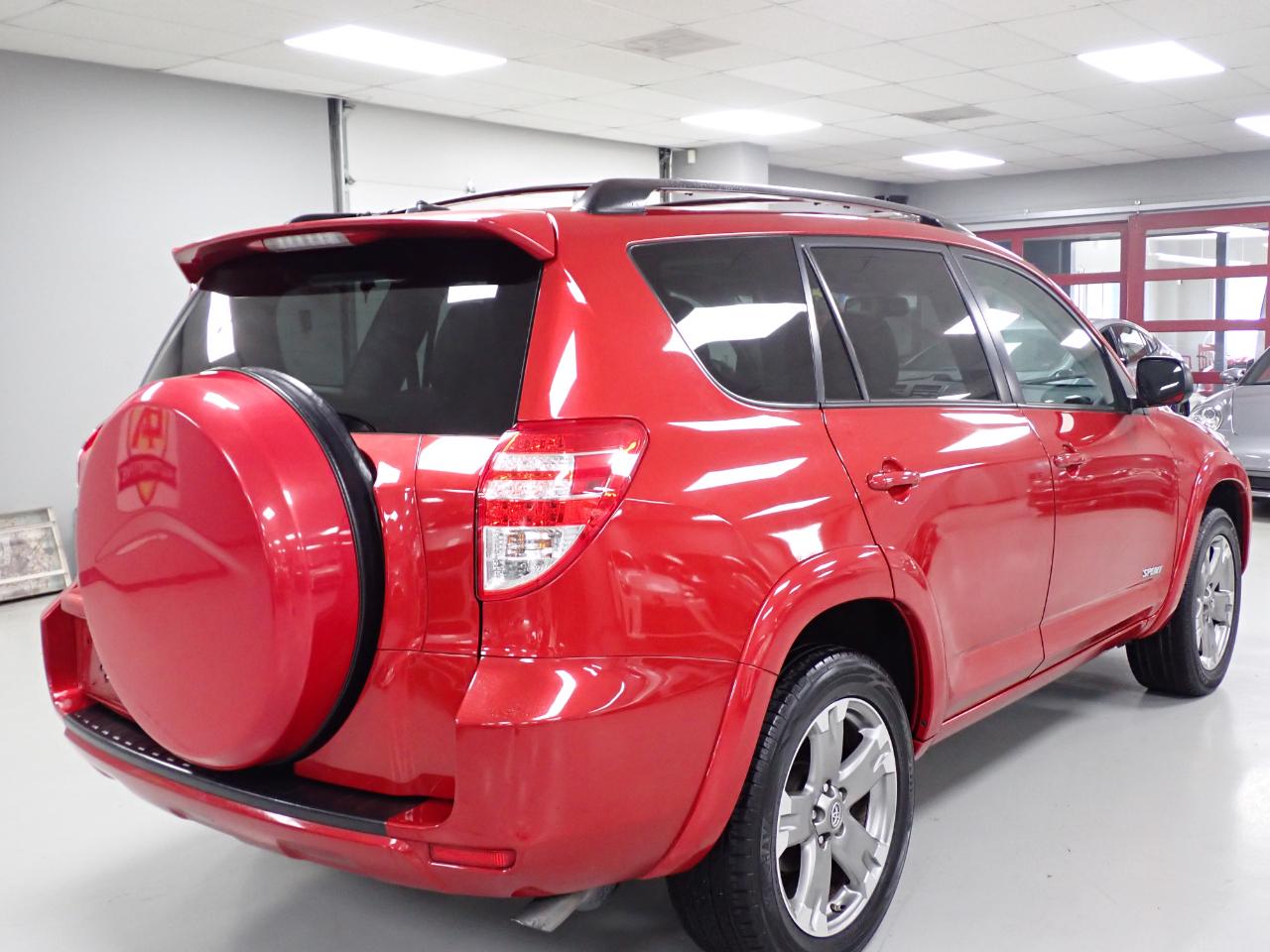Toyota RAV4  2011