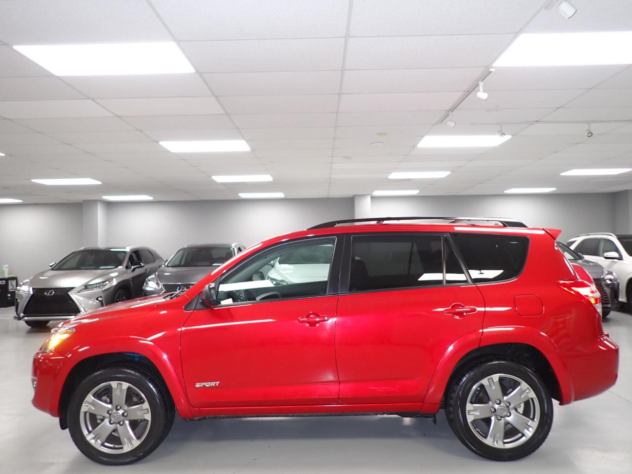 Toyota RAV4  2011