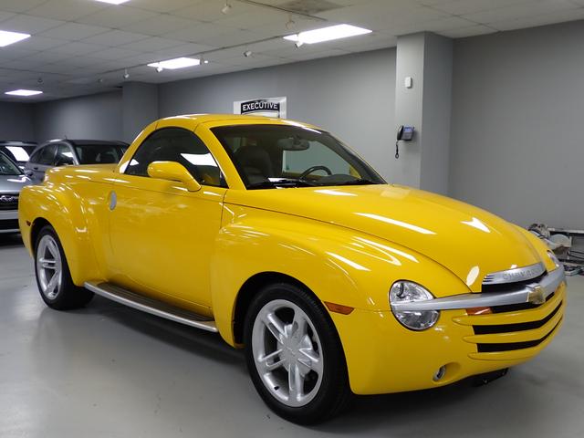 Slighshot Yellow 2003 Chevrolet SSR LS RWD Convertible Rear-Wheel Drive 4-Speed Automatic