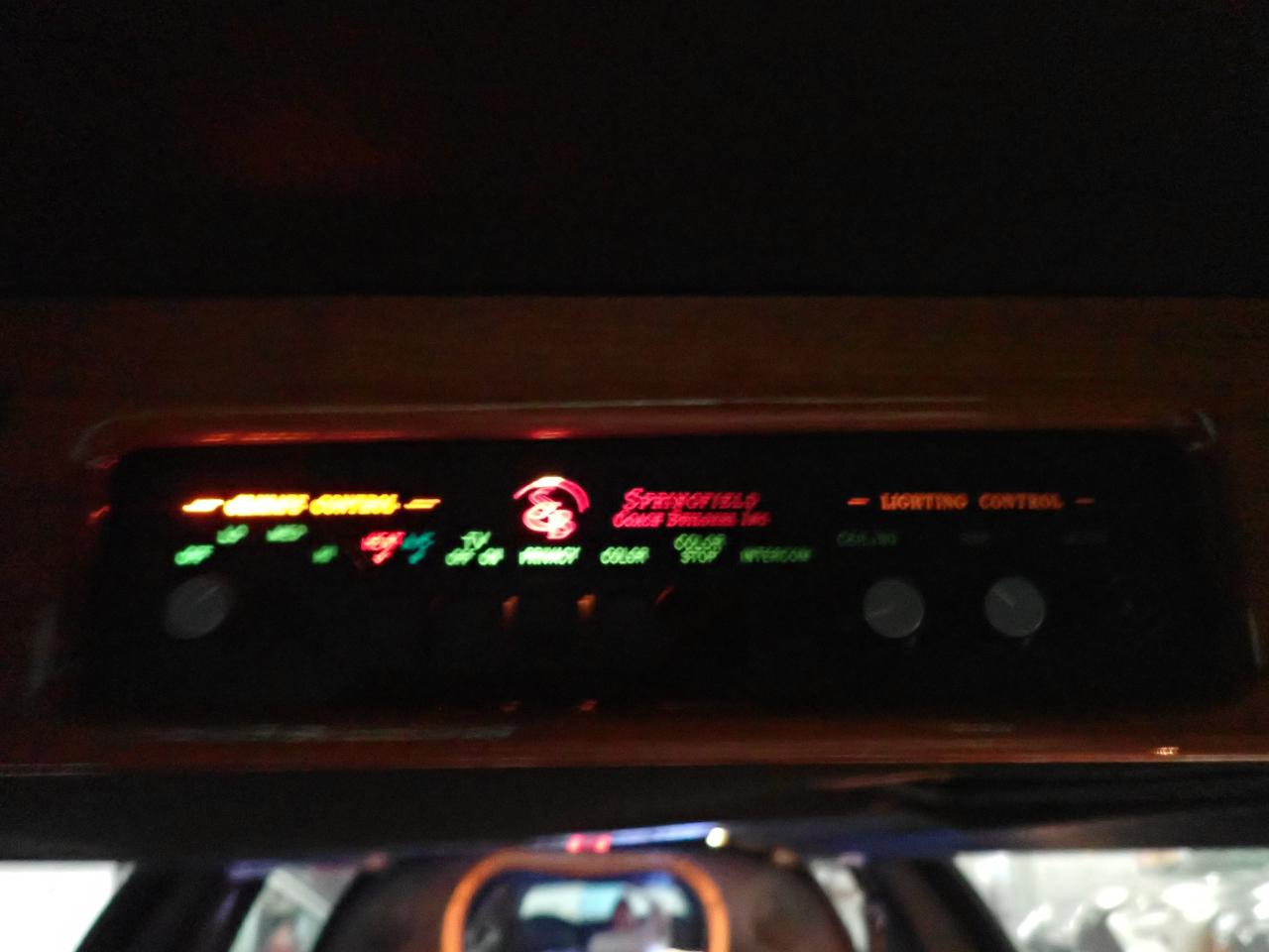 Lincoln Town Car Limousine 2004