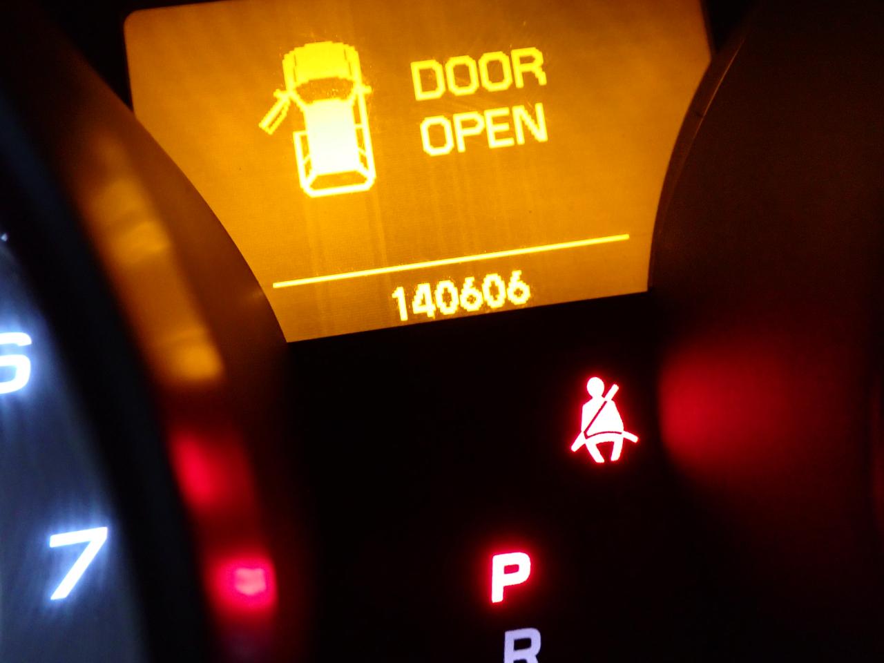Acura MDX 6-Spd AT w/Tech and Entertainment Package 2011
