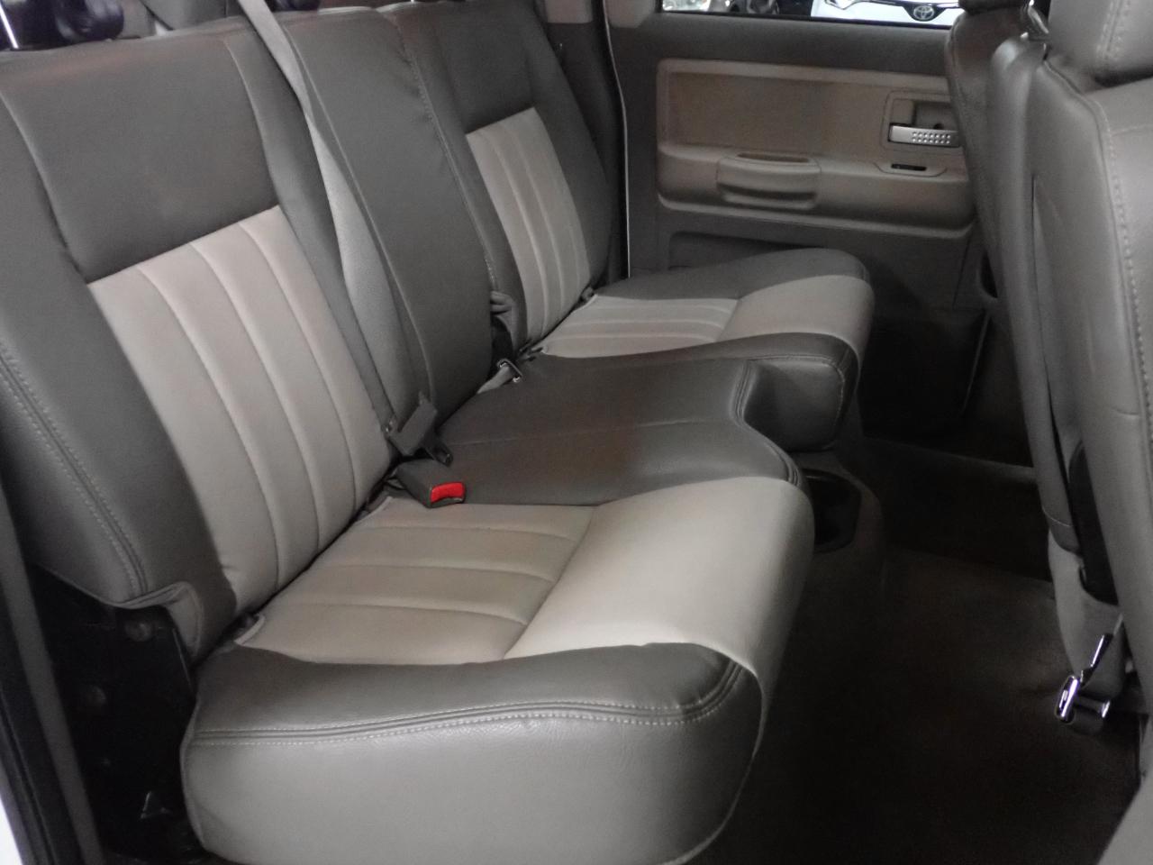 RAM Dakota Laramie Crew Cab 4WD 2010