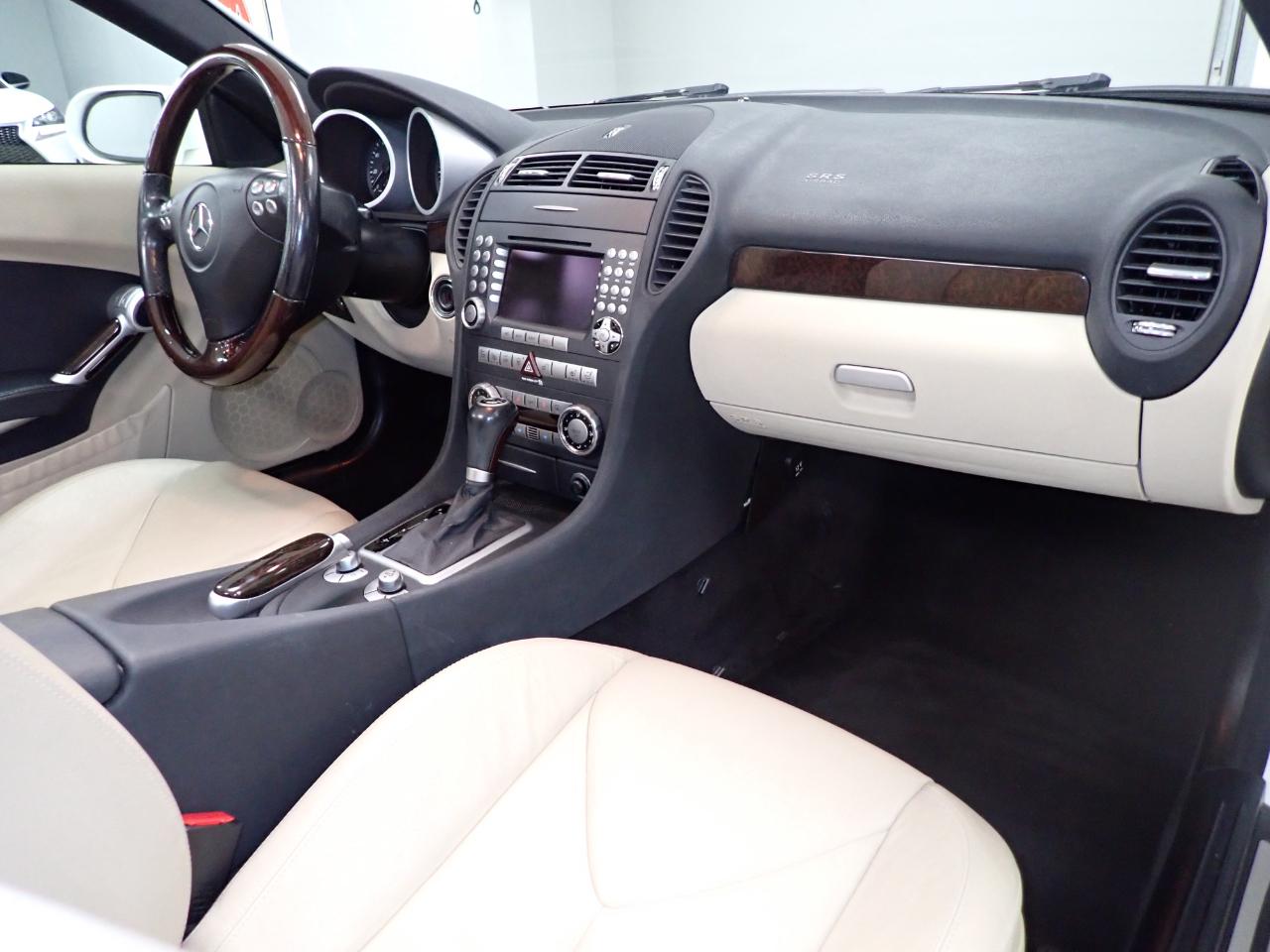 Mercedes-Benz SLK SLK350 2005