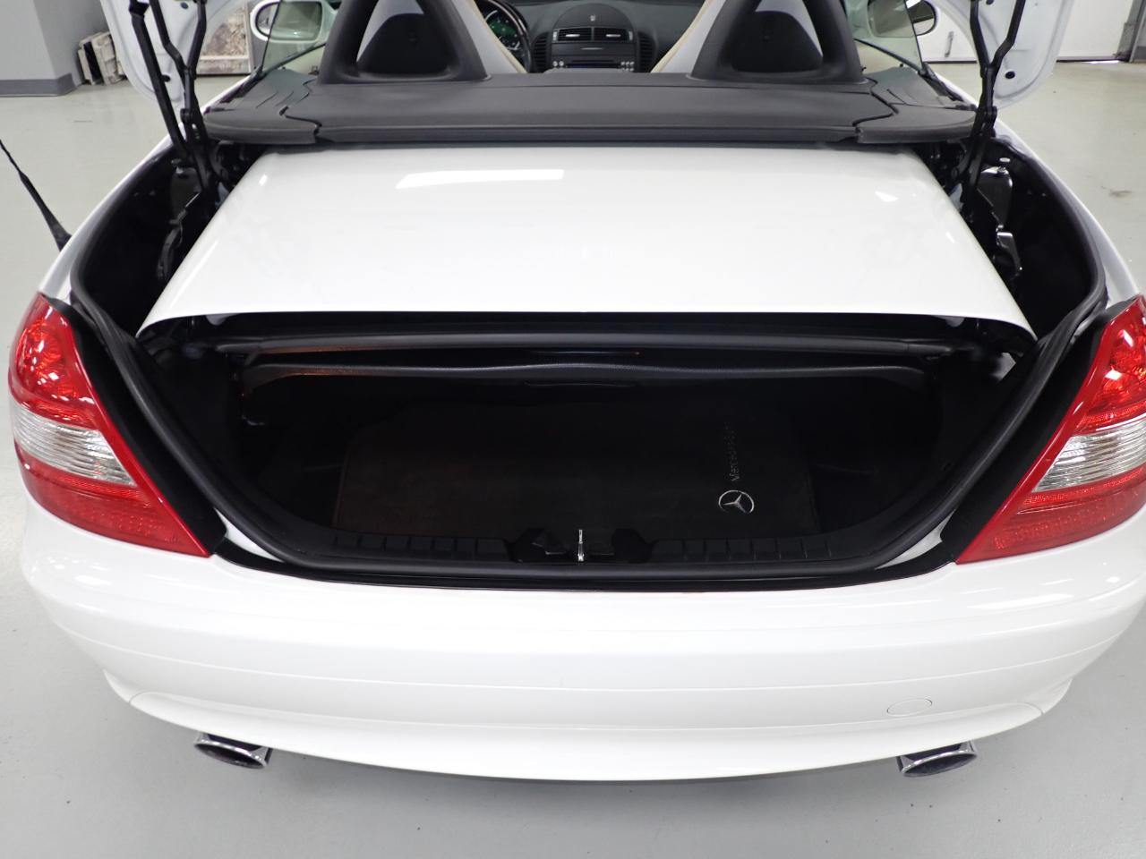 Mercedes-Benz SLK SLK350 2005
