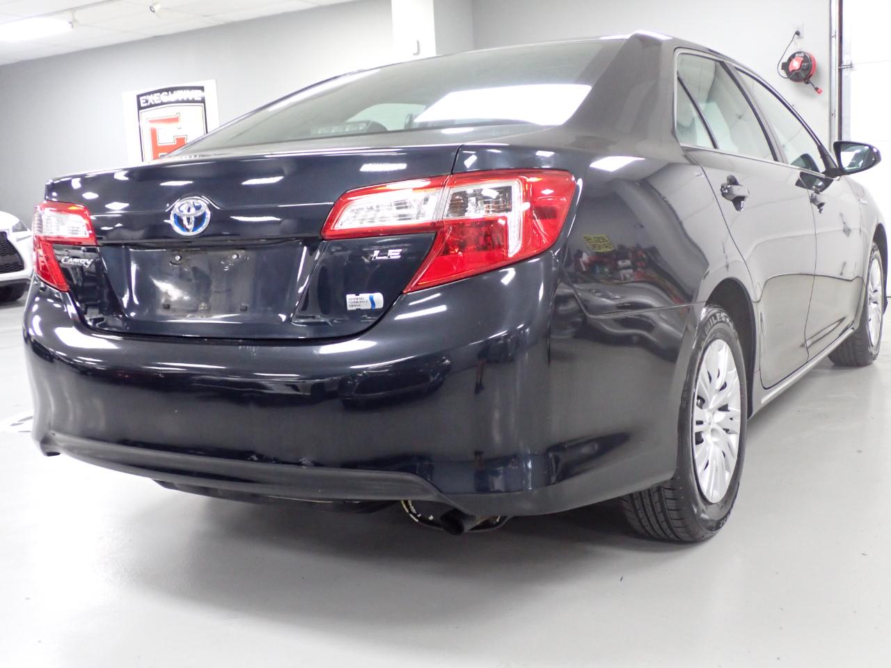 Toyota Camry Hybrid XLE 2013