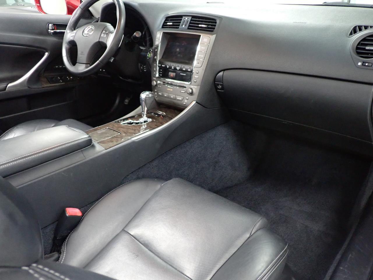Lexus IS C IS 250C 2010