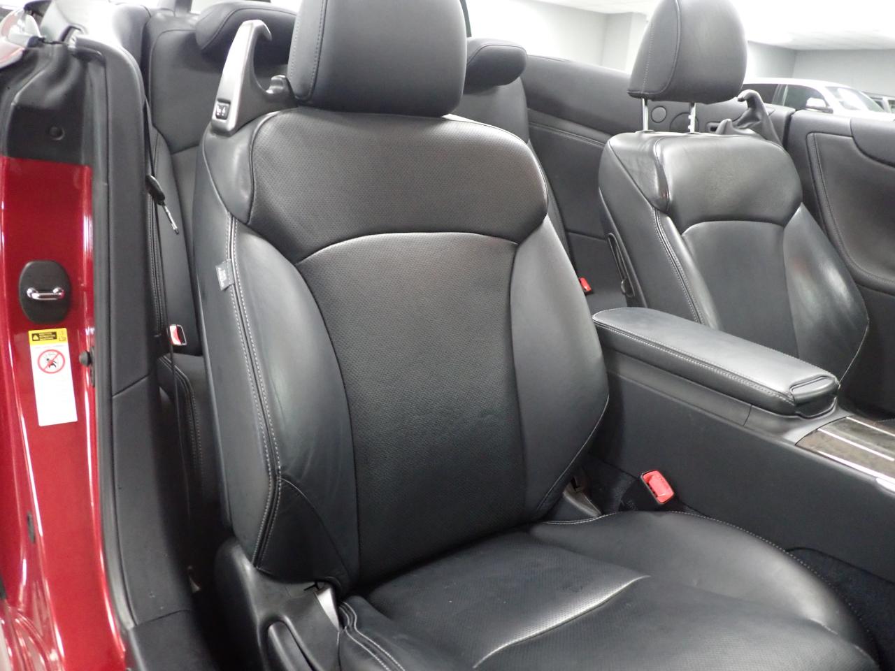 Lexus IS C IS 250C 2010