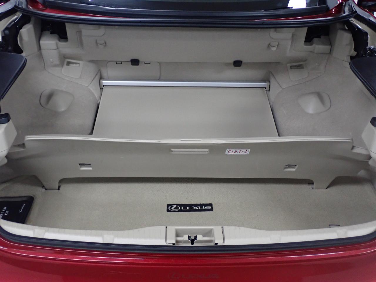 Lexus IS C IS 250C 2010