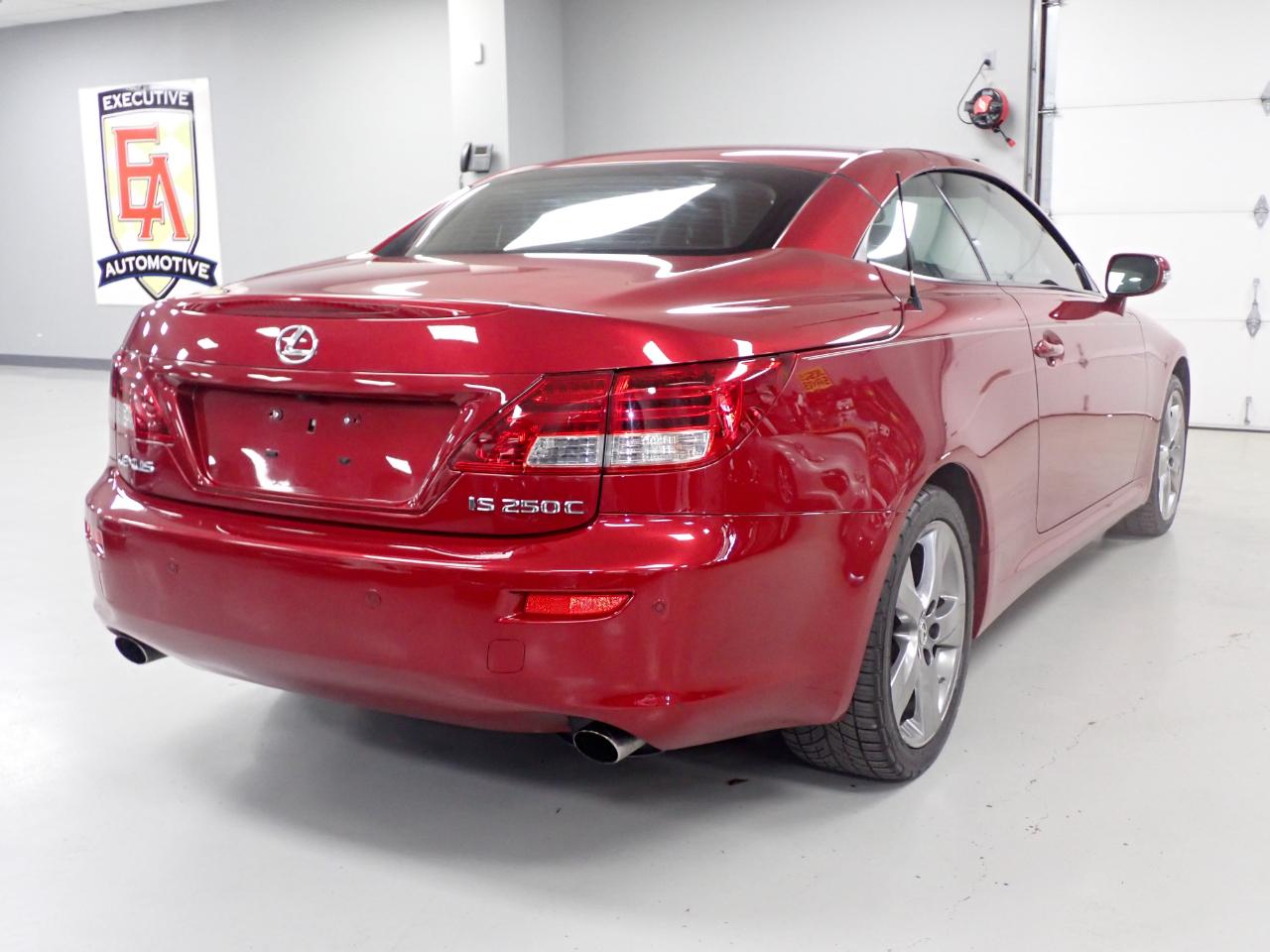 Lexus IS C IS 250C 2010