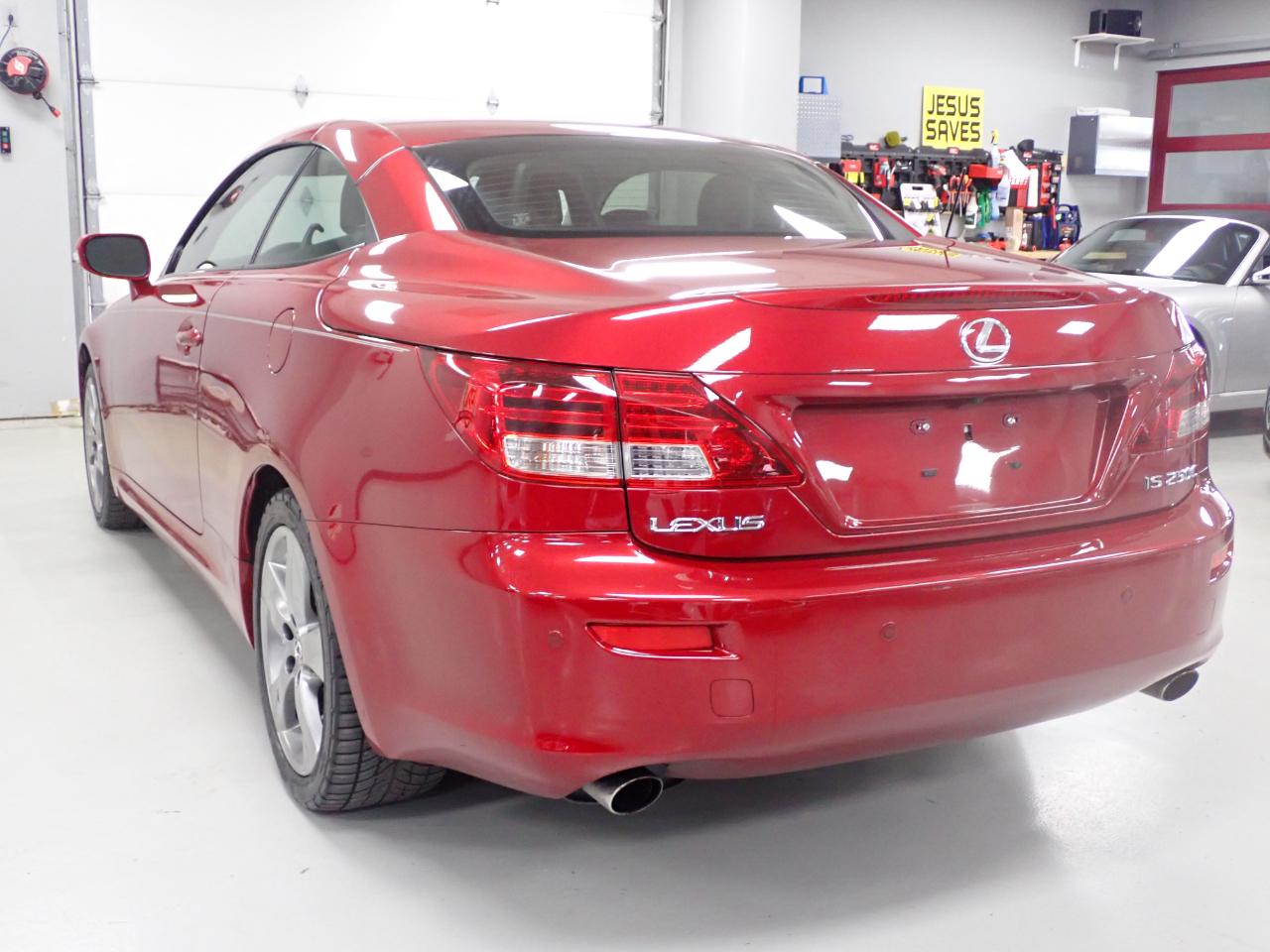 Lexus IS C IS 250C 2010