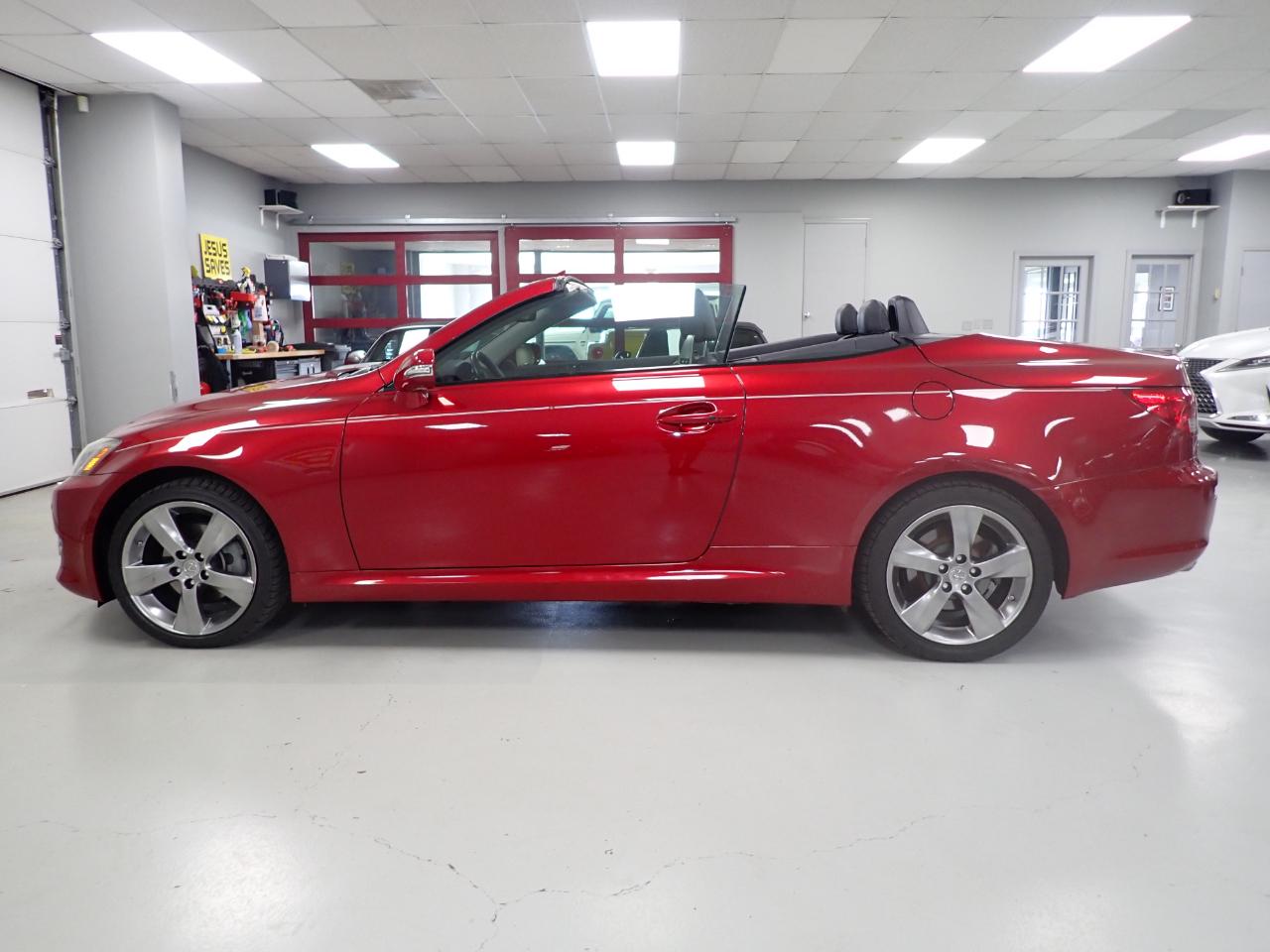 Lexus IS C IS 250C 2010