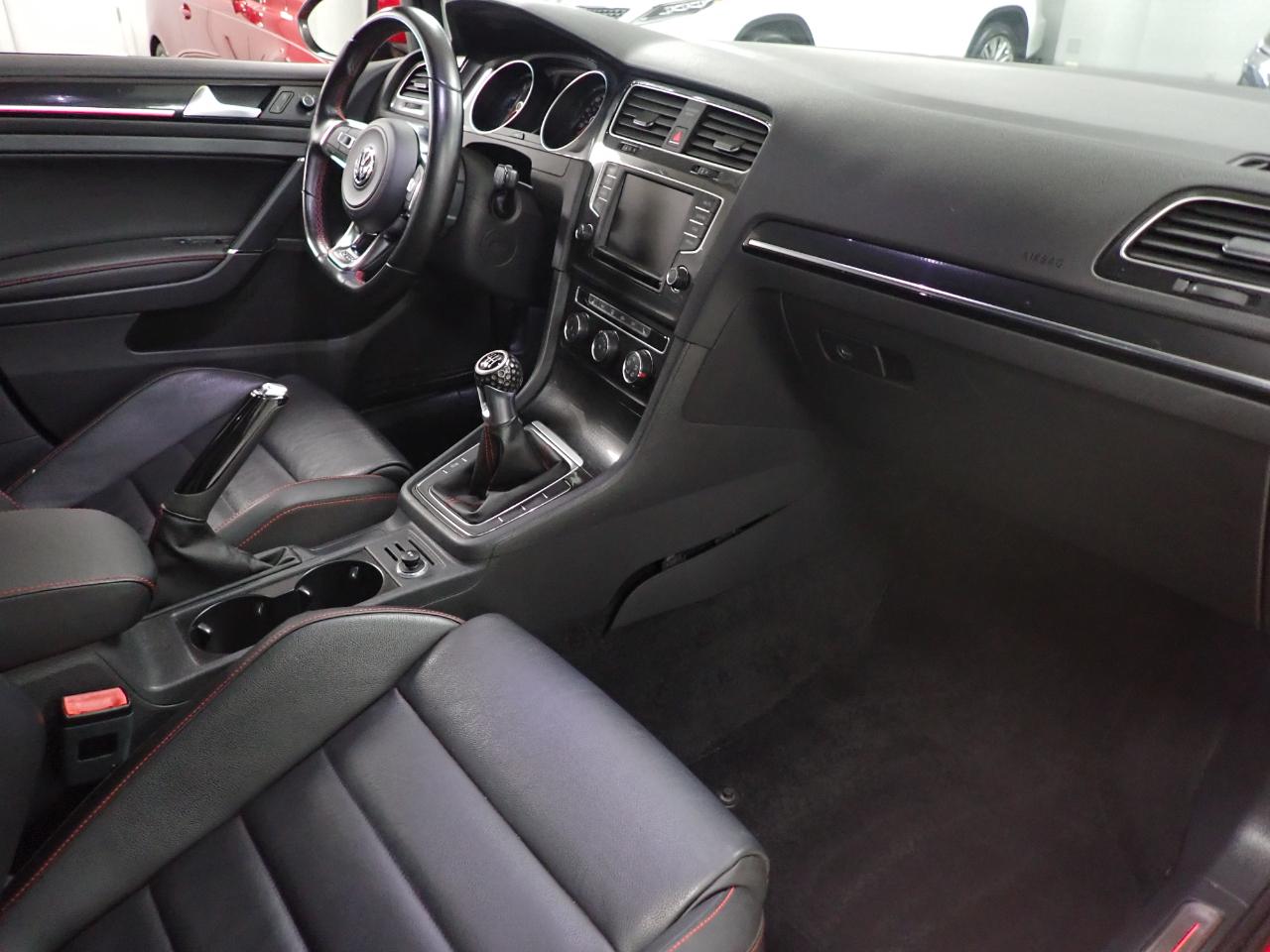 Volkswagen GTI S 6M 4-Door 2016