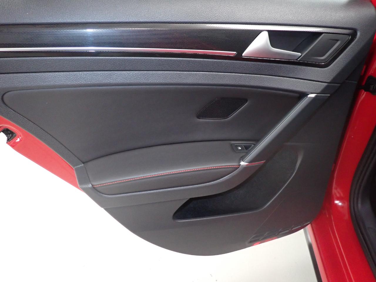 Volkswagen GTI S 6M 4-Door 2016