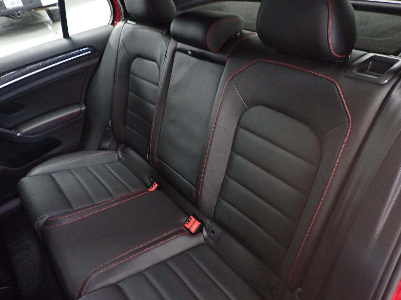 Volkswagen GTI S 6M 4-Door 2016
