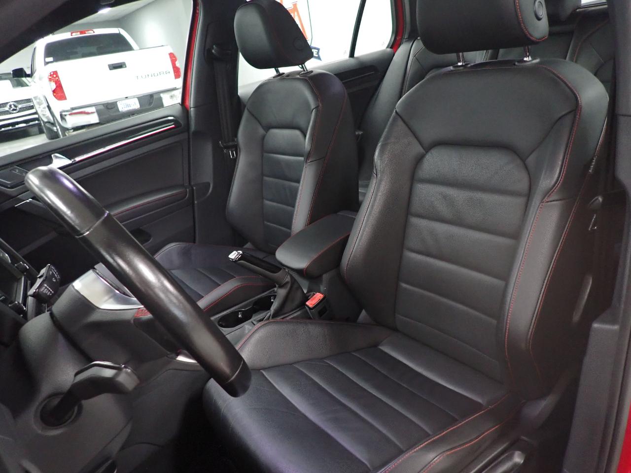 Volkswagen GTI S 6M 4-Door 2016