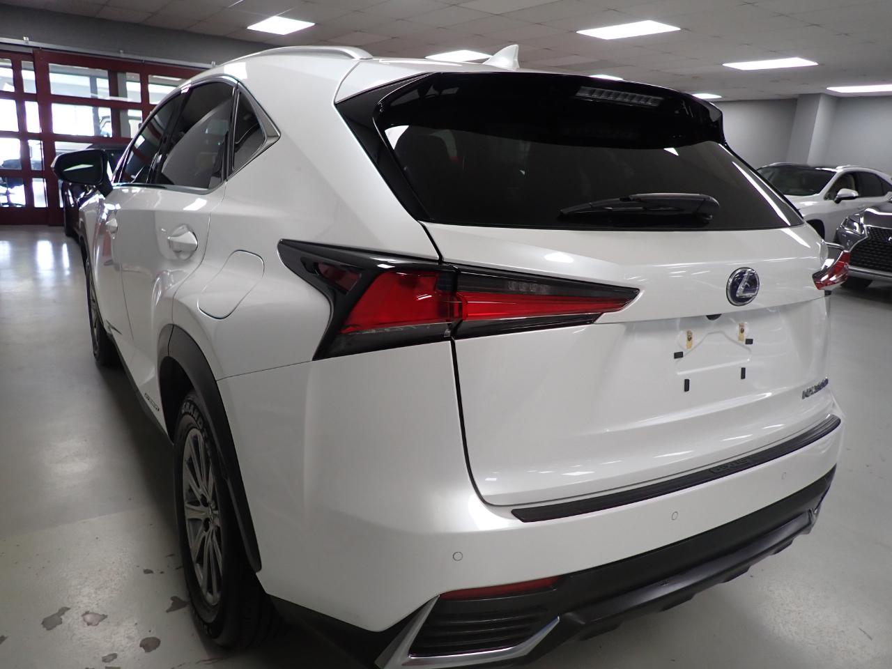 Lexus NX 300h AWD 2018