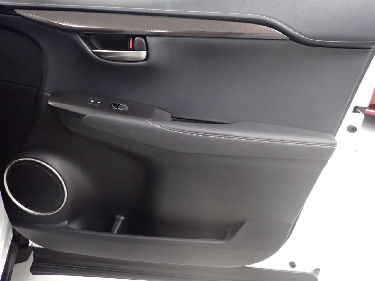 Lexus NX 300h AWD 2018
