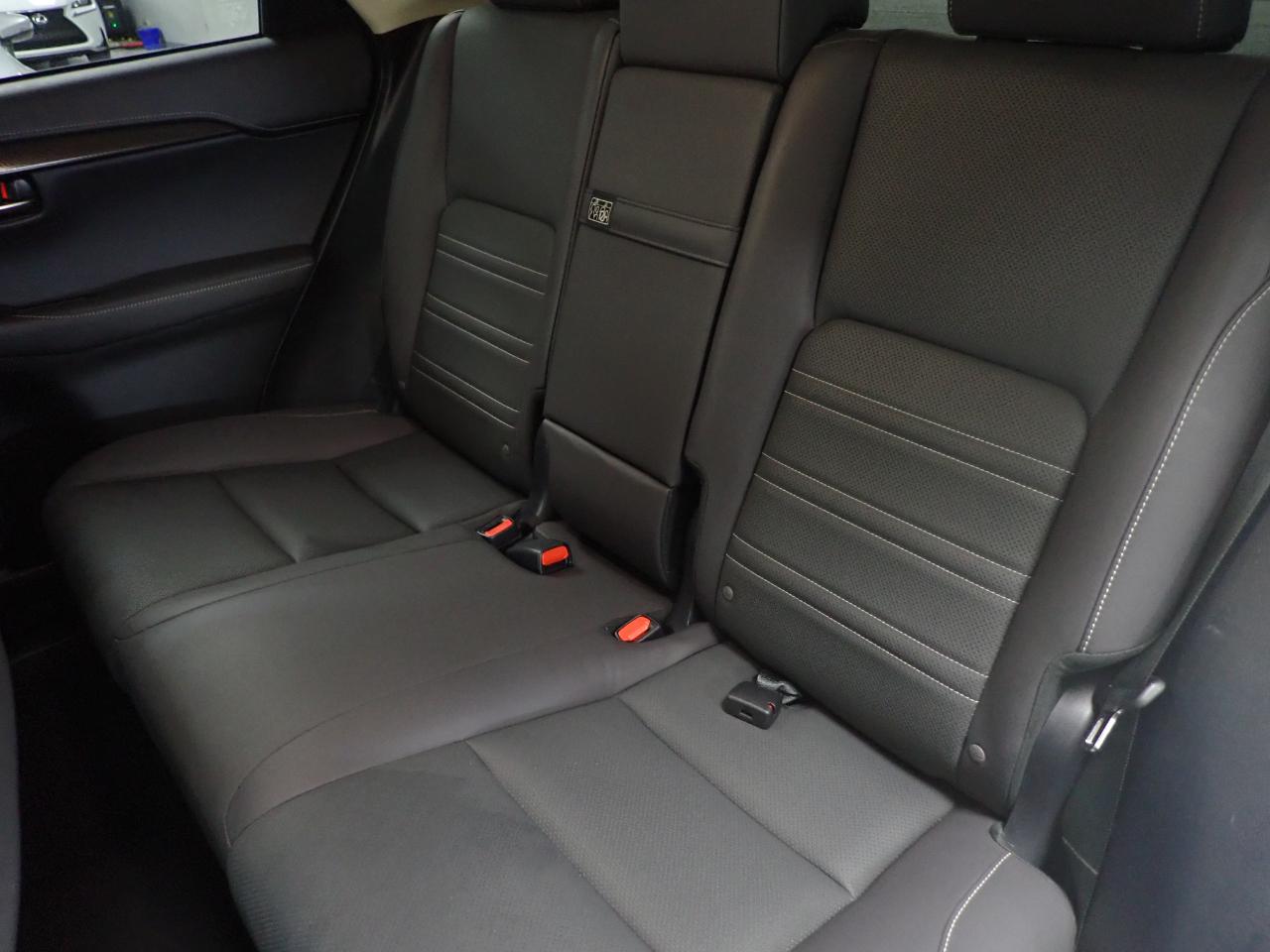 Lexus NX 300h AWD 2018