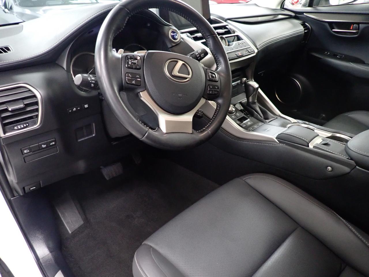 Lexus NX 300h AWD 2018