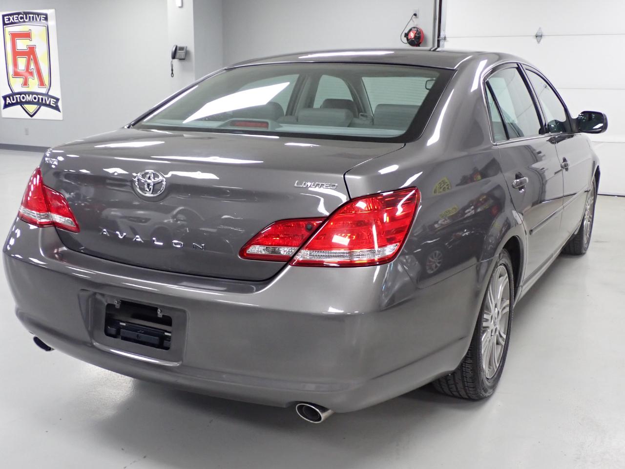 Toyota Avalon Limited 2007