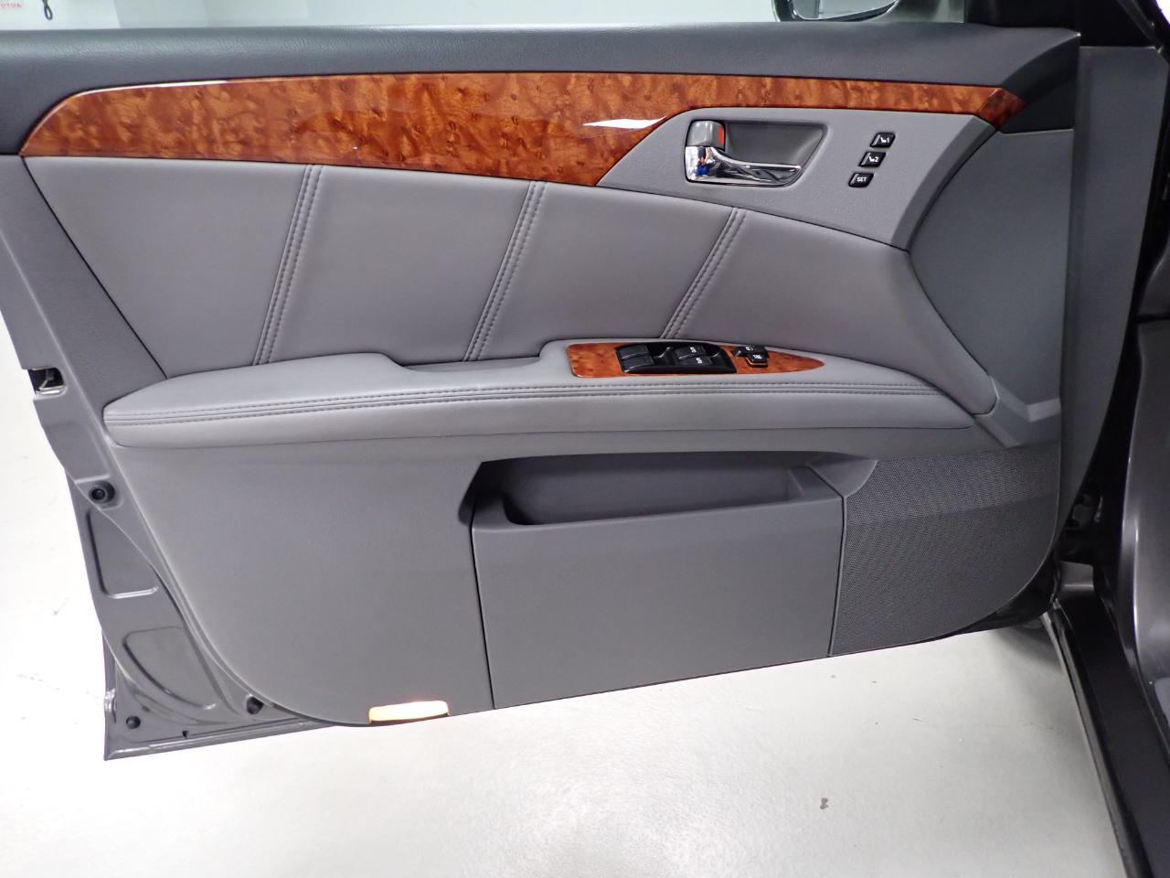 Toyota Avalon Limited 2007
