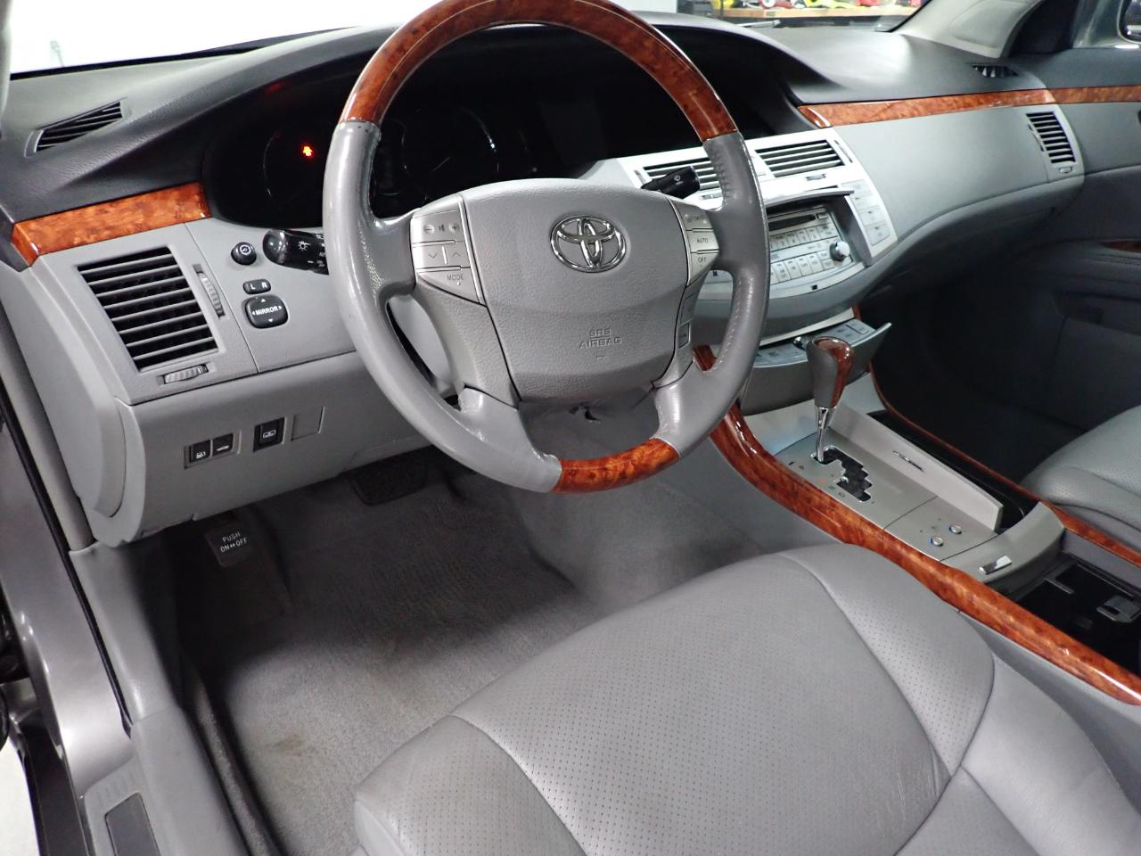 Toyota Avalon Limited 2007