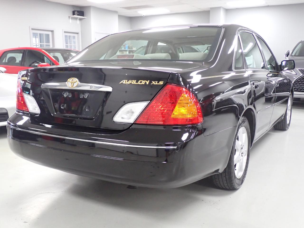 Toyota Avalon XL 2001