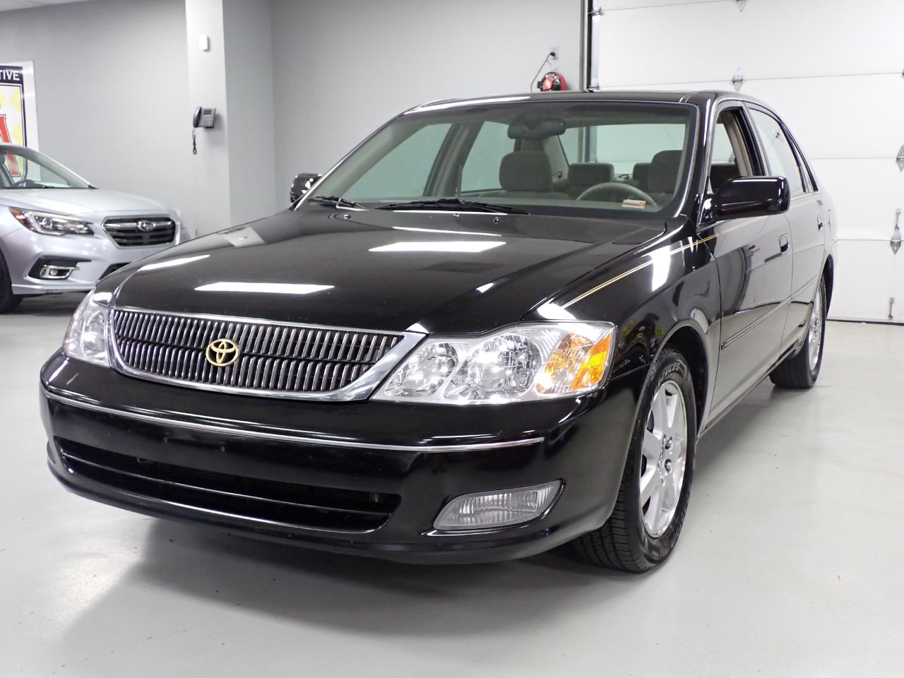 Toyota Avalon XL 2001