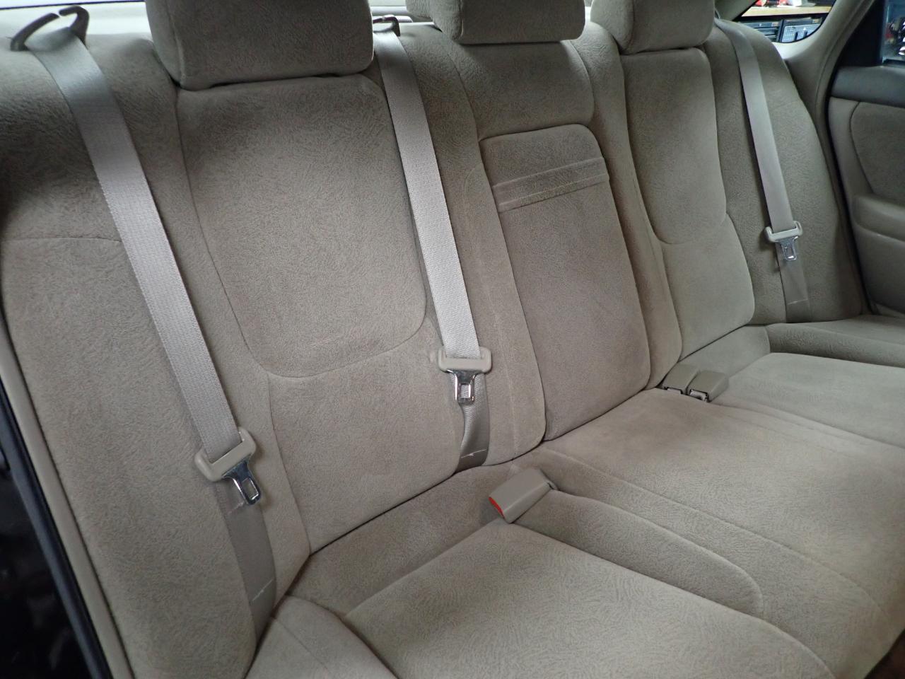 Toyota Avalon XL 2001