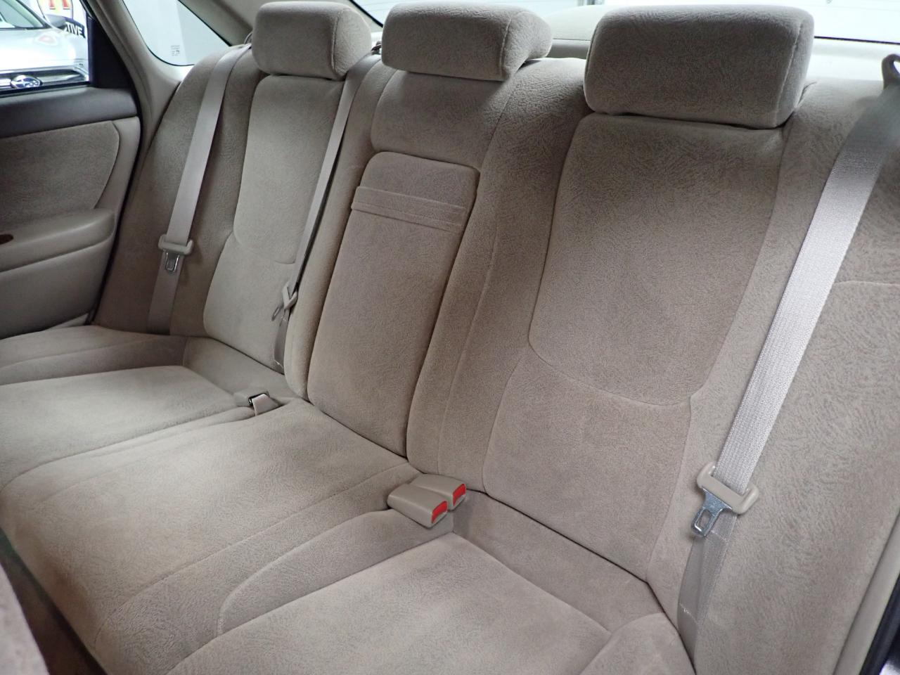 Toyota Avalon XL 2001