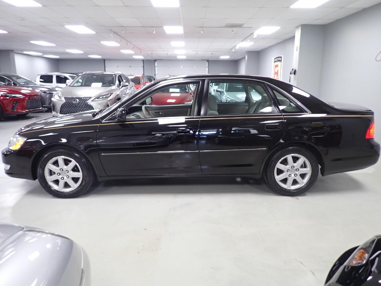Toyota Avalon XL 2001