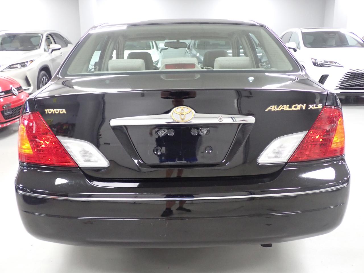 Toyota Avalon XL 2001