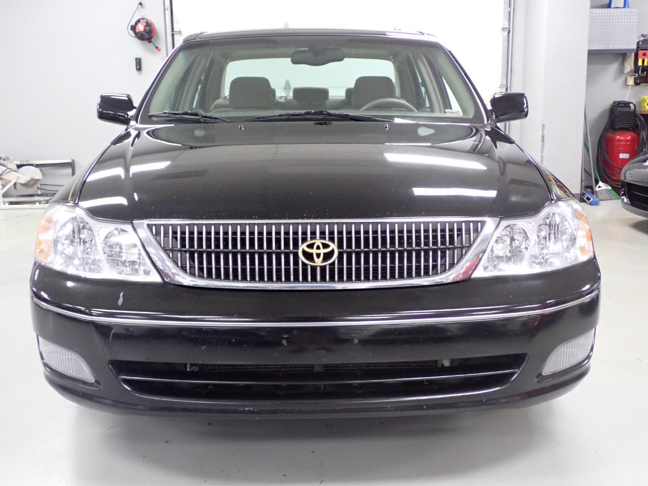 Toyota Avalon XL 2001