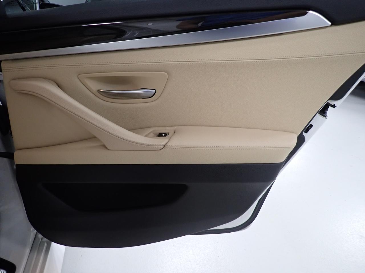 BMW 5-Series 535i xDrive 2016