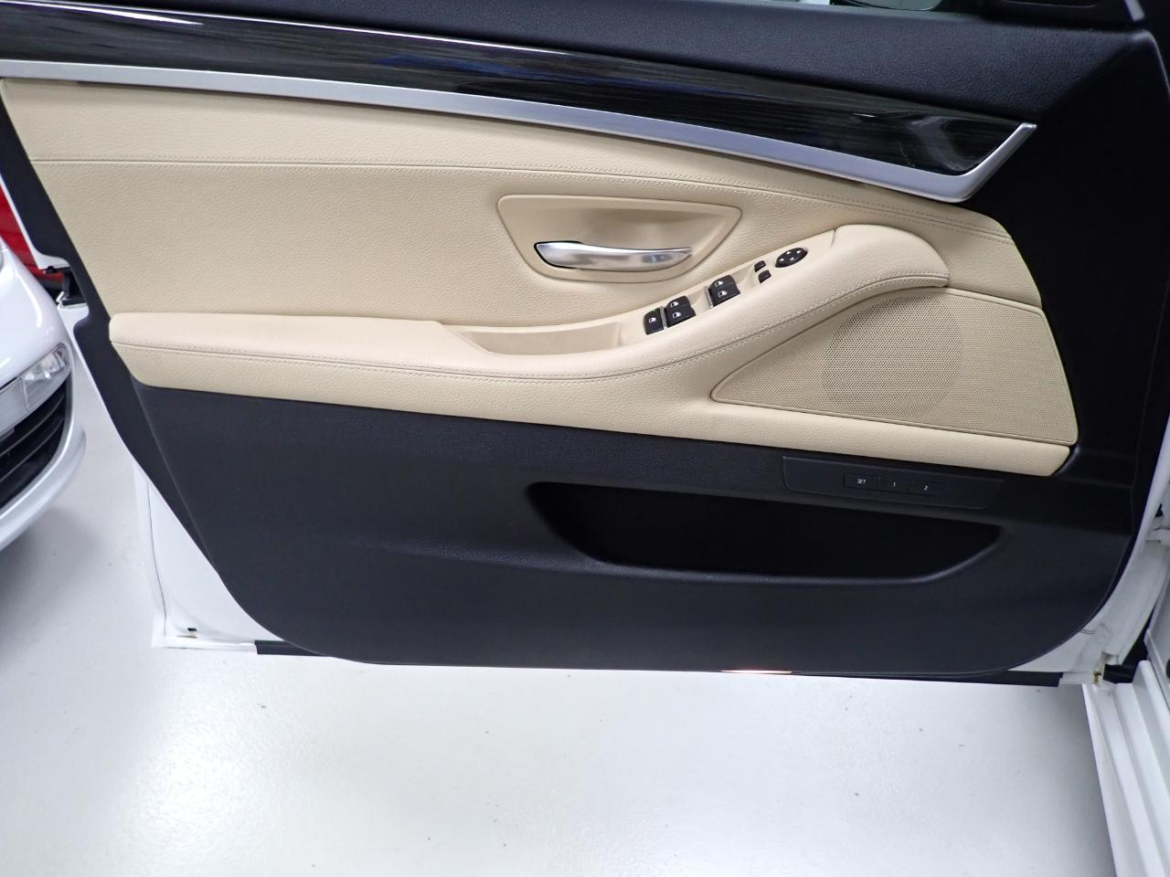BMW 5-Series 535i xDrive 2016