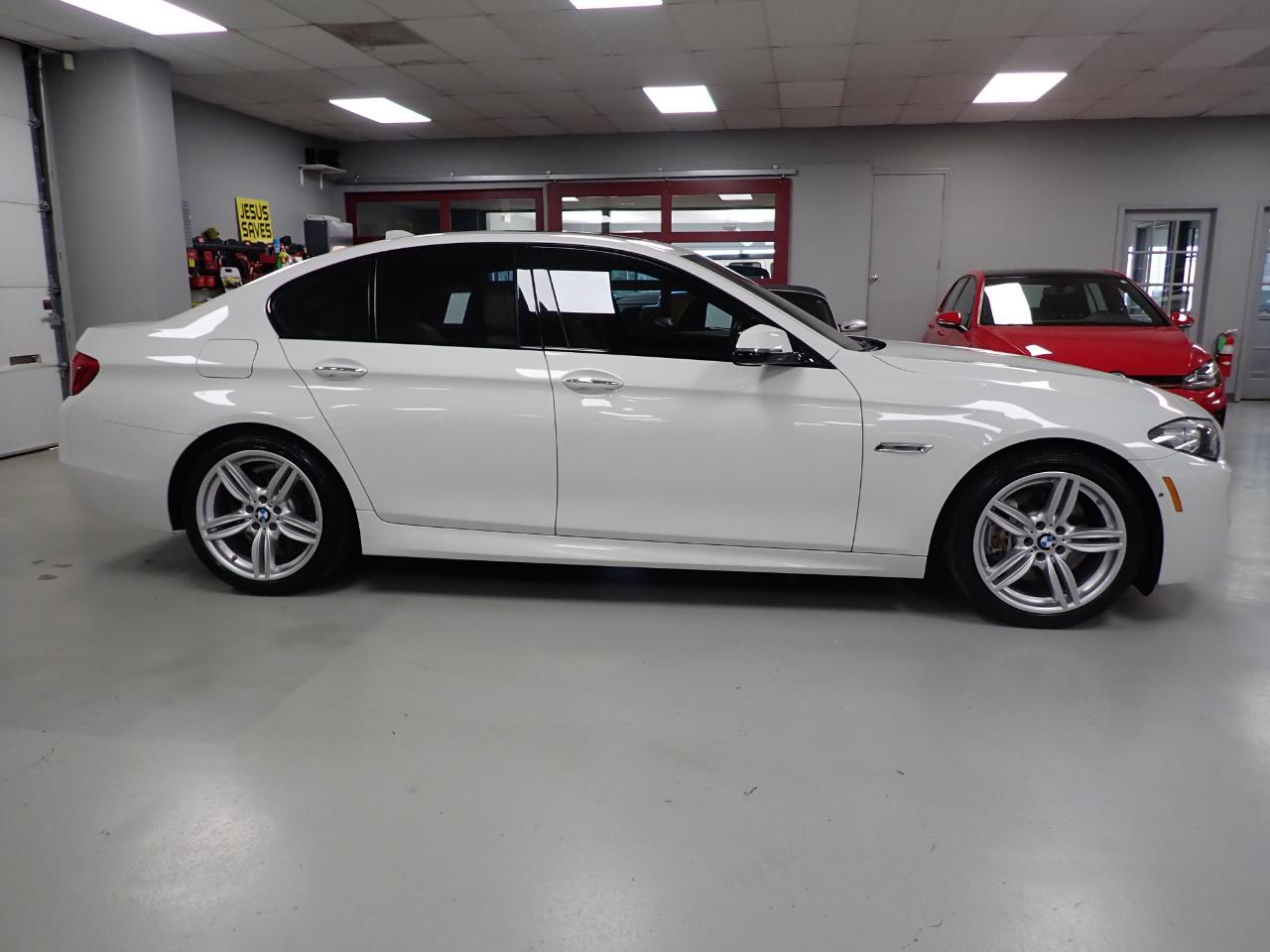 BMW 5-Series 535i xDrive 2016