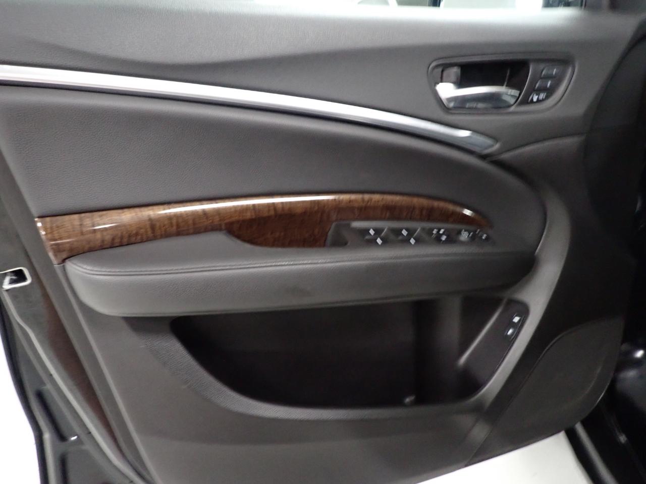 Acura MDX SH-AWD 9-Spd AT 2020