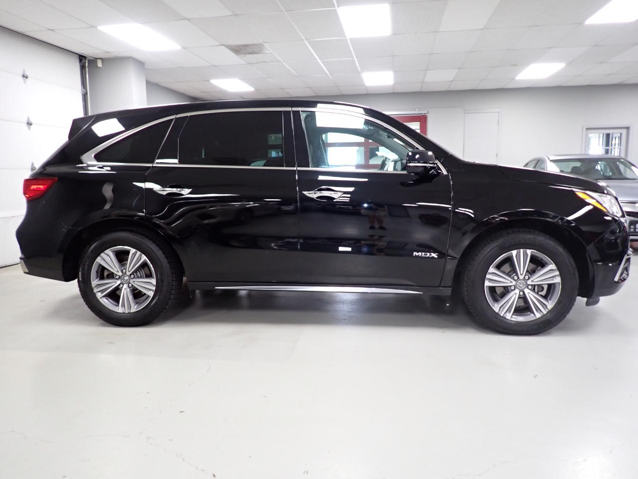 Acura MDX SH-AWD 9-Spd AT 2020