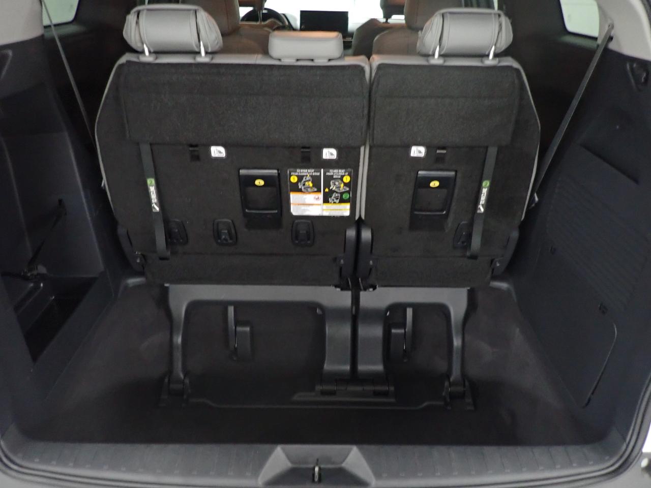 Toyota Sienna XLE 7-Passenger 2025