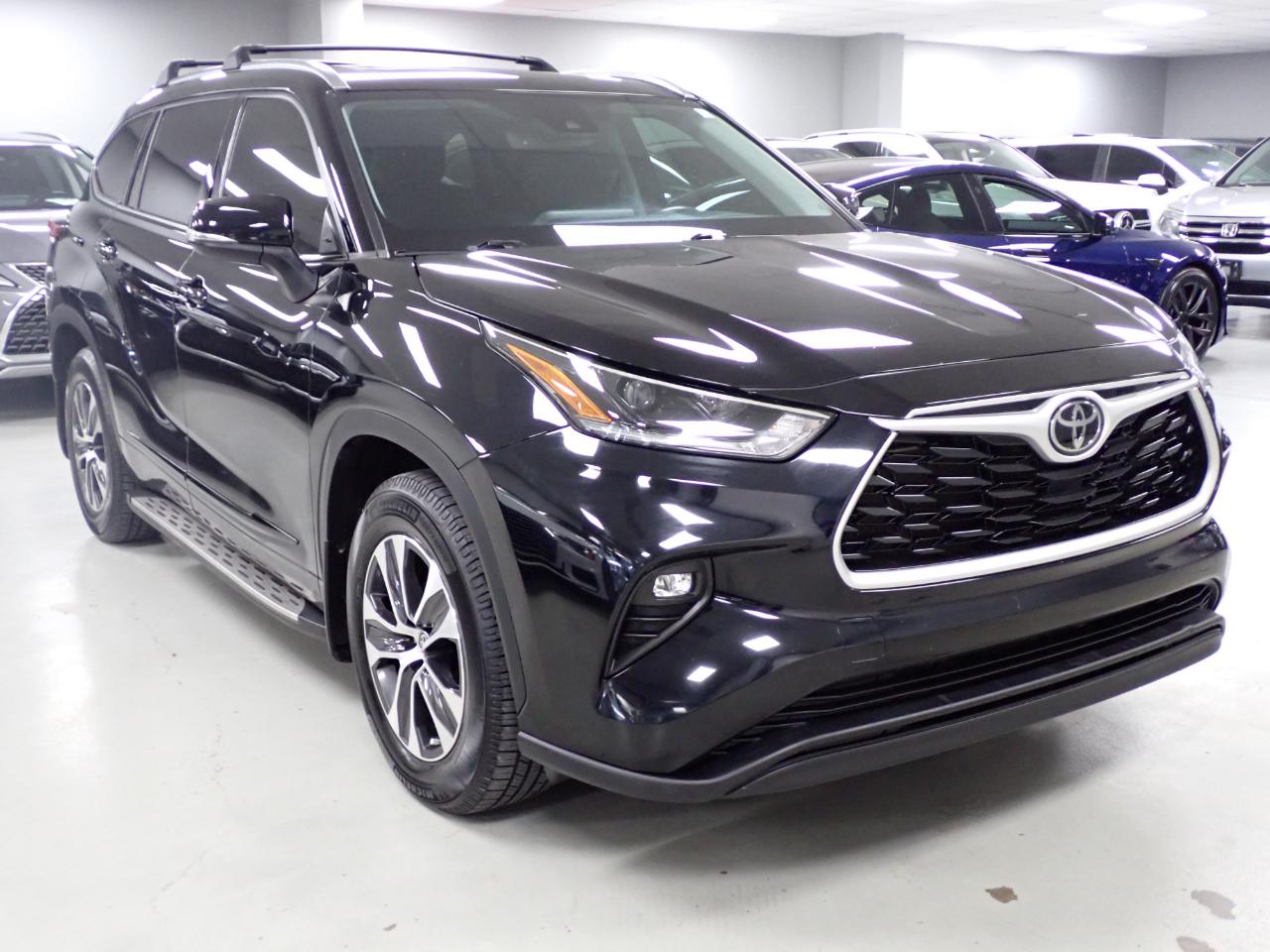 2021 Toyota Highlander XLE AWD V6