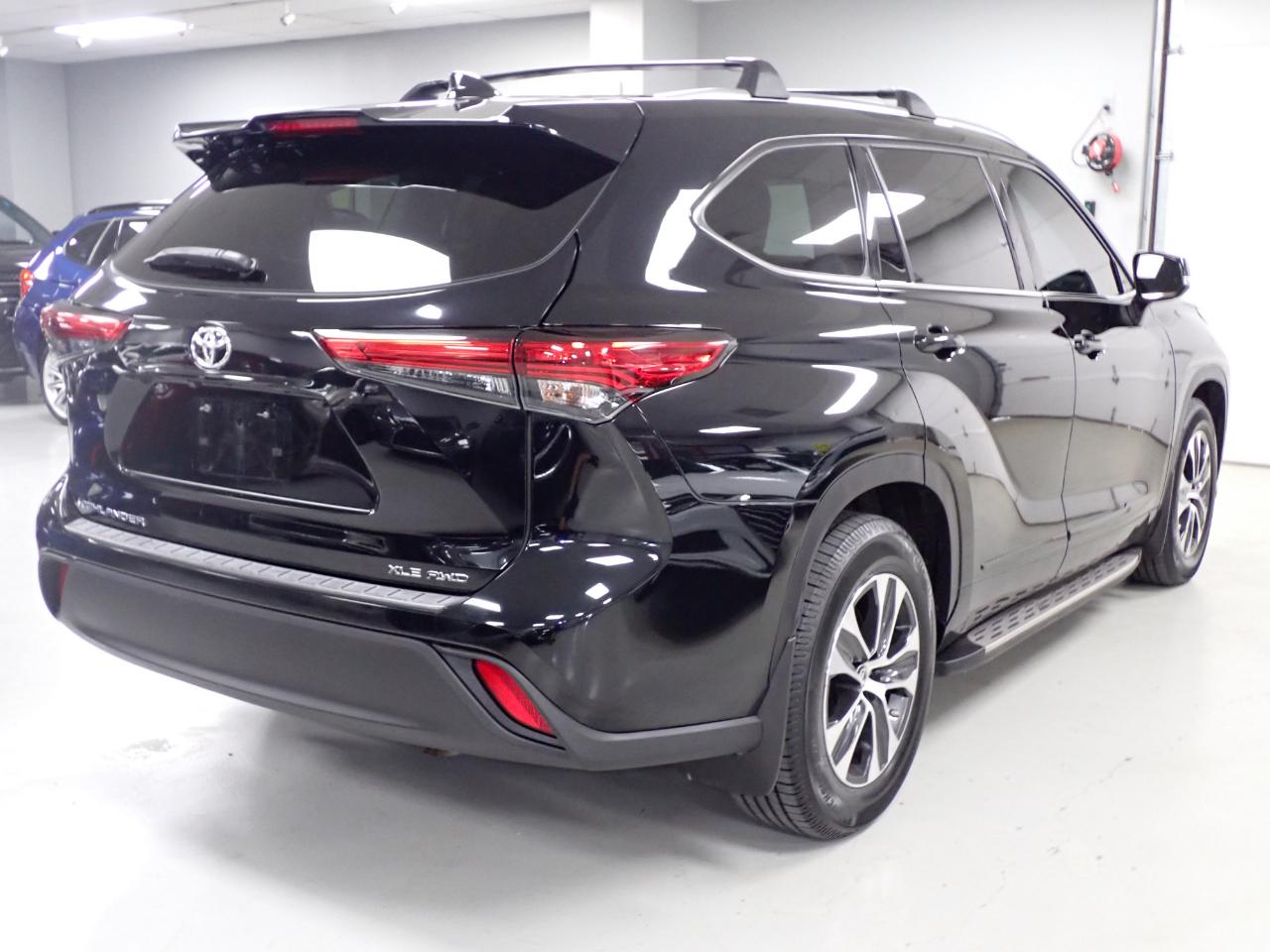 Toyota Highlander XLE AWD V6 2021