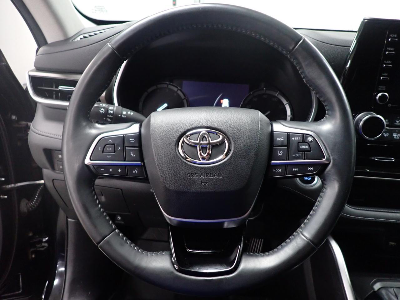 Toyota Highlander XLE AWD V6 2021